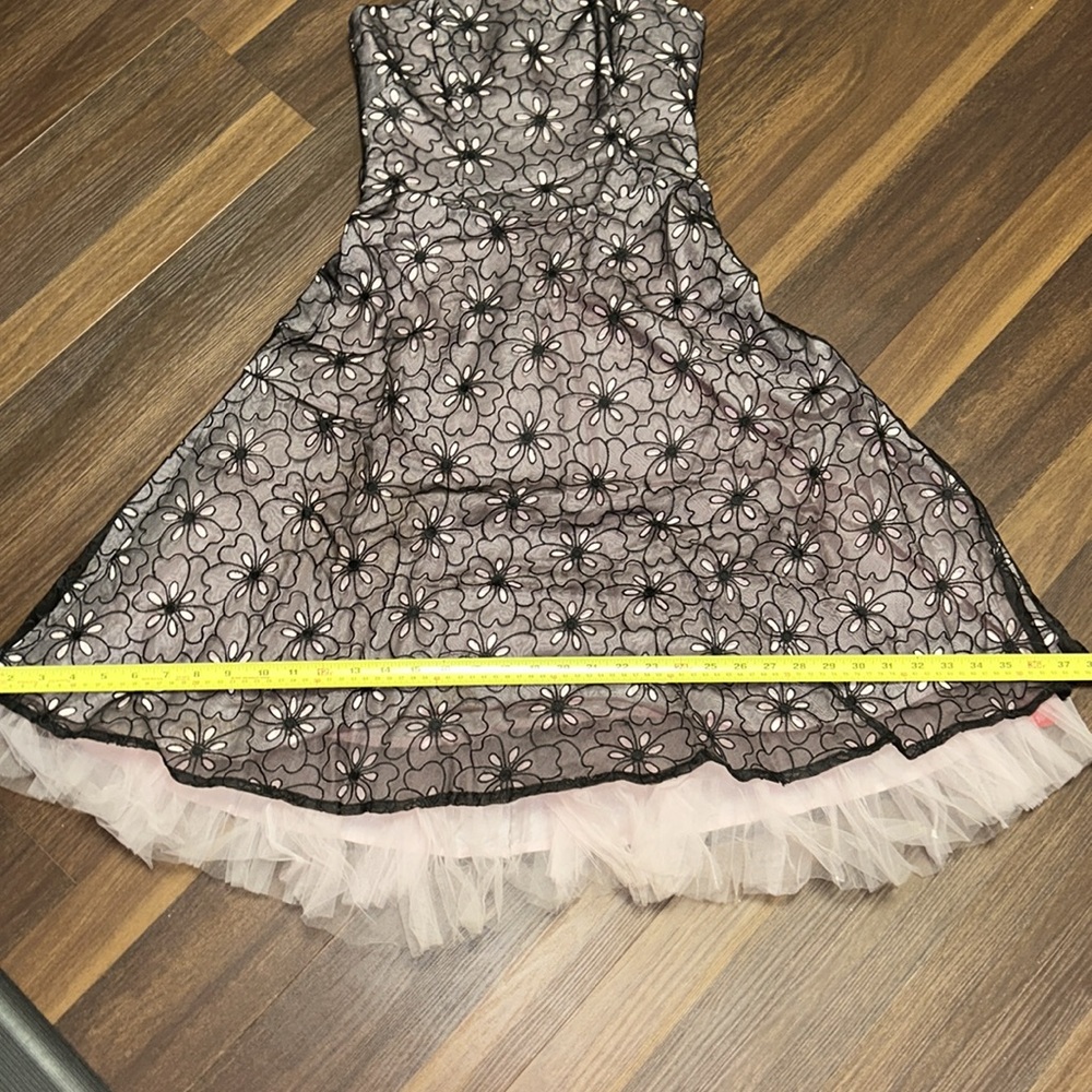 Shoshonna Silk Eyelet Strapless Dress With Pink Tulle Crinoline NEW - Picture 13 of 15